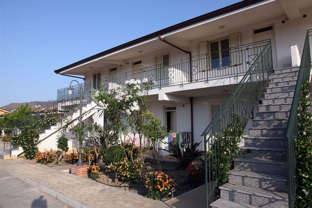 Medimare Residence Club Patti Extérieur photo